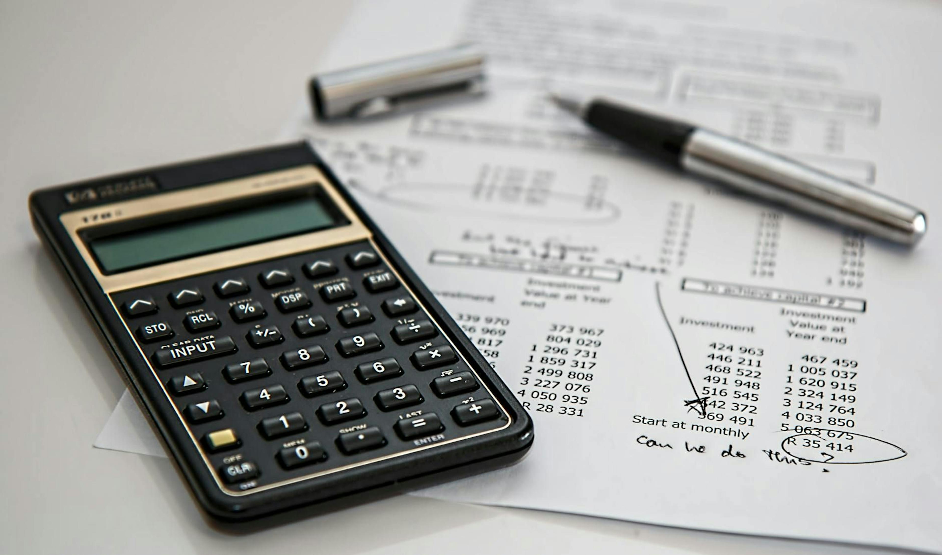 Naive Bayes Outperforms Rivals in Audit Sampling of Financial, Text, and Network Data