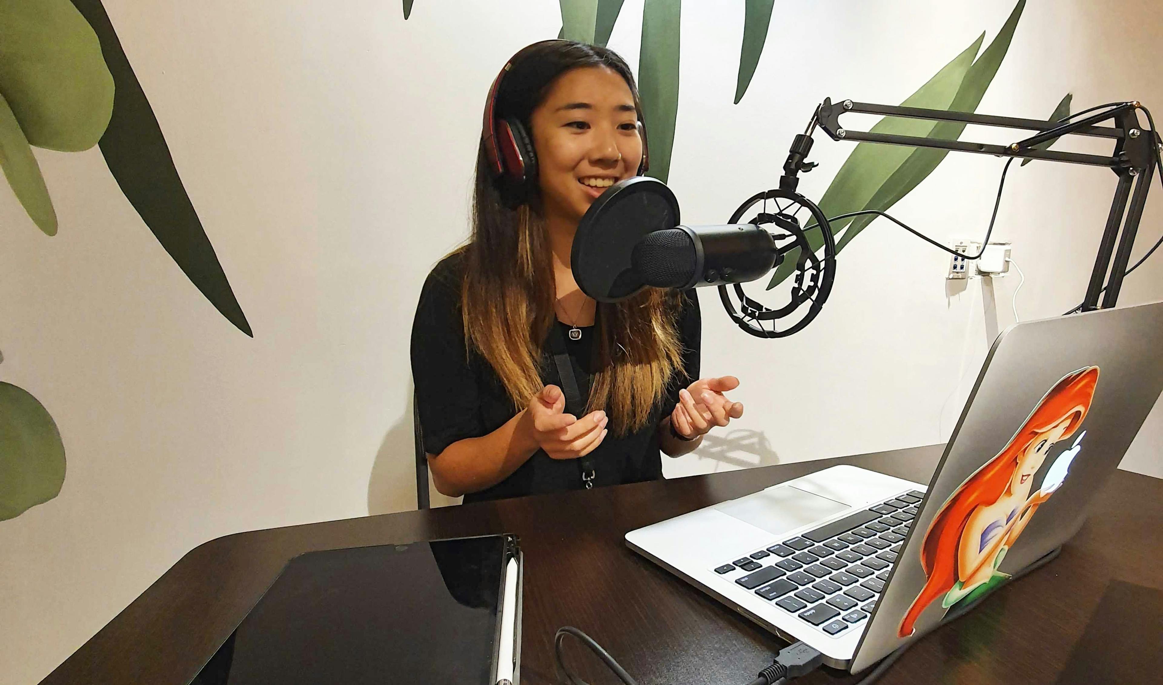 How to Adjust the Blue Yeti Microphone Settings For Podcasting